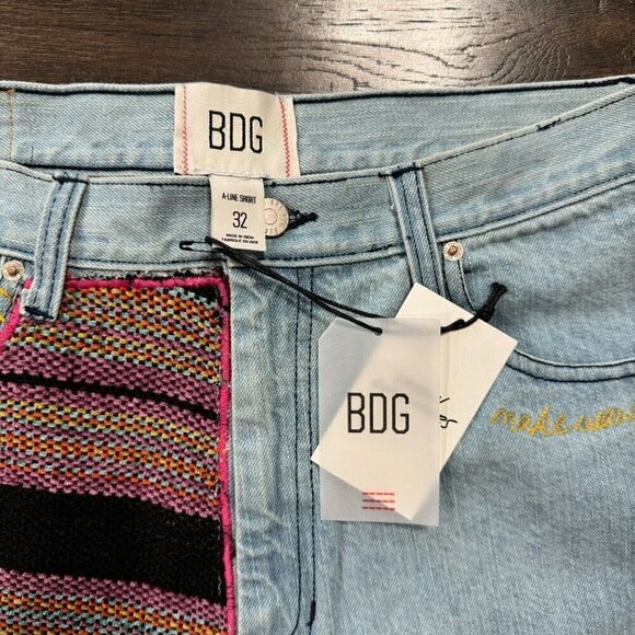 BDG Women's A-Line Cutoff Denim Short Blanket Patchwork High-Waisted Multi 32 - Picture 6 of 10